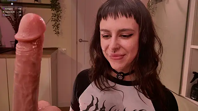 MichaellaMoon's Live XXX Chat