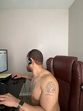 Chatroom XXX en direct de Fathero1time