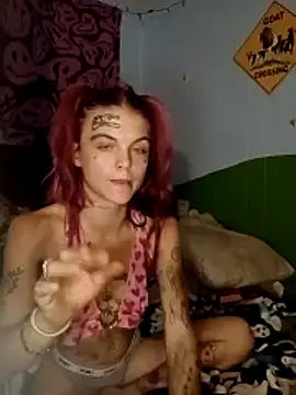 IttyBittyStonie's Live XXX Chat