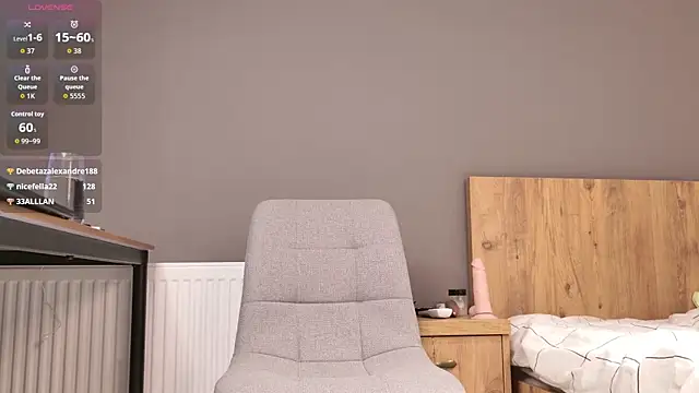 Mirellune XXX чат на живо