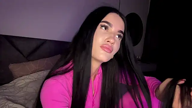 KarieEgge's Live XXX Chat
