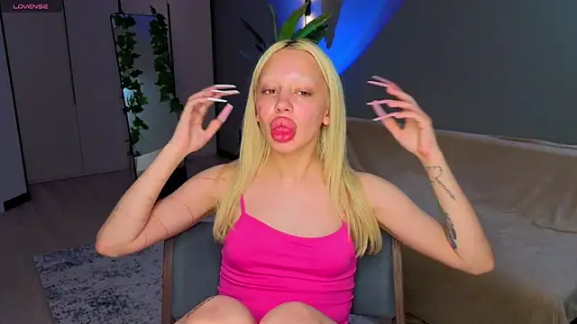 Chatroom XXX en direct de Luna_Beverly