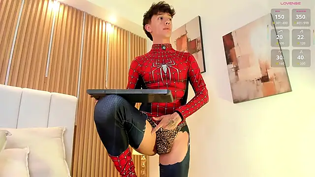 Chat XXX en directo de Tomy_Rox