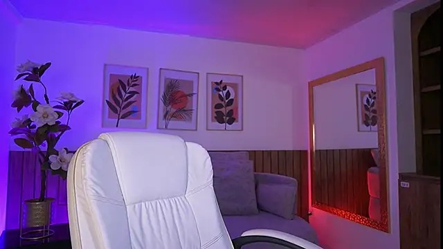 XXX chat uživo modela IvyGrabes