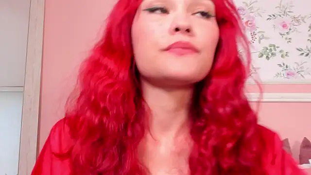 mae_lyra's Live XXX Chat