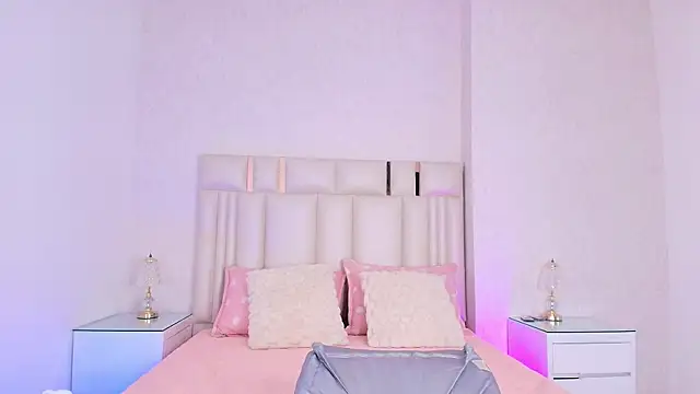 alanarose18's Live XXX Chat