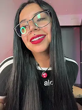 Czat XXX na żywo – Devilsweet17