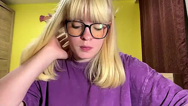 LeslyKelly Chat XXX in diretta