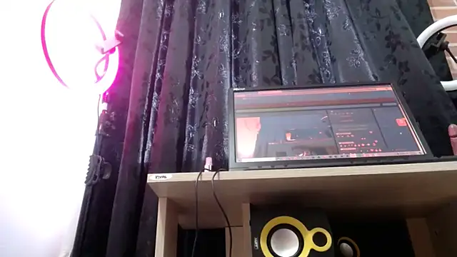 KarimaSarabe Live XXX-Chat