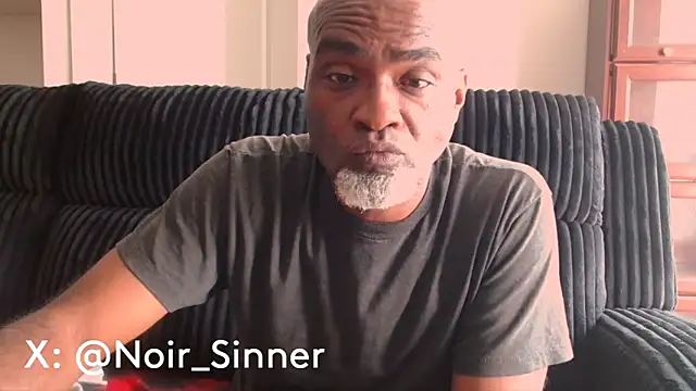 sinnernoir's Live XXX Chat
