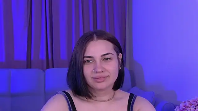 צ'אט XXX בשידור חי של AdrianaToress