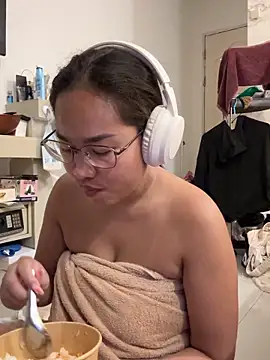Ponthip's Live XXX Chat