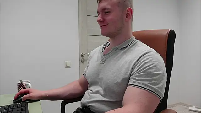 Živý XXX chat Richard_Dullas
