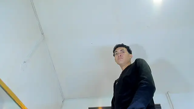 Yeff_26 live XXX chat