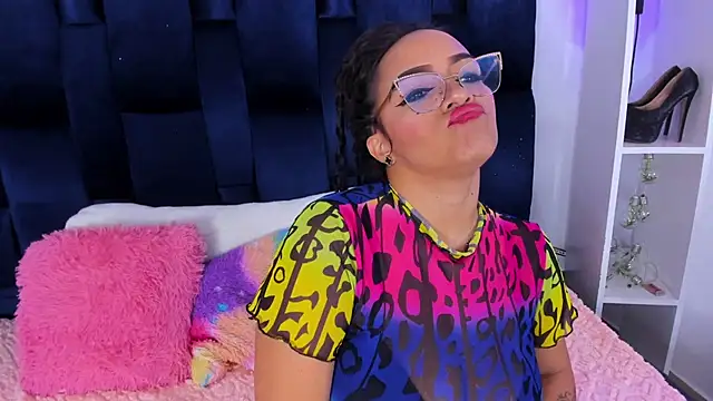 Онлайн чат XXX Stefyrossy