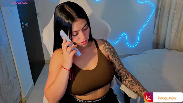 Chatroom XXX en direct de Victoryyy_