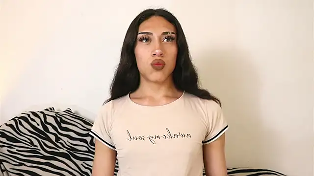 Živý XXX chat Velvet_Raze