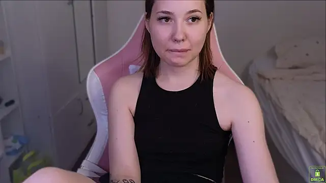 XXX chat uživo modela Airyhill