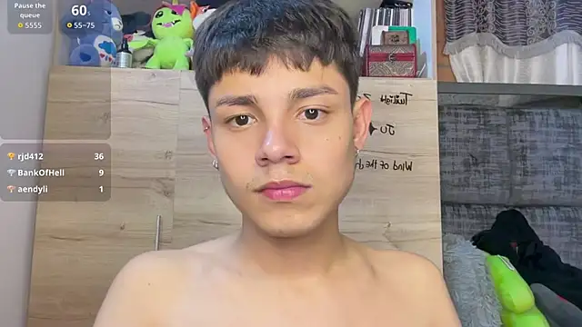 Онлайн чат XXX Andy_Belier23