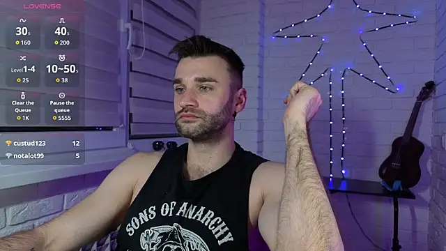 DaddySlava 现场XXX聊天