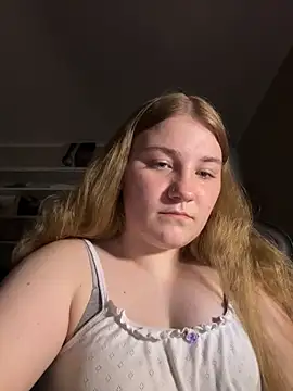 Flowers889's Live XXX Chat