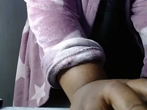 Lovelyboobs01's Live XXX Chat