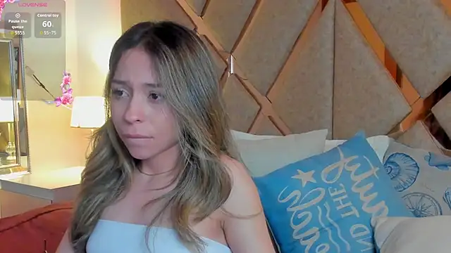 Chatroom XXX en direct de LuuluBerry