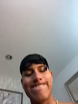 Lander_Cruz 라이브 XXX 채팅