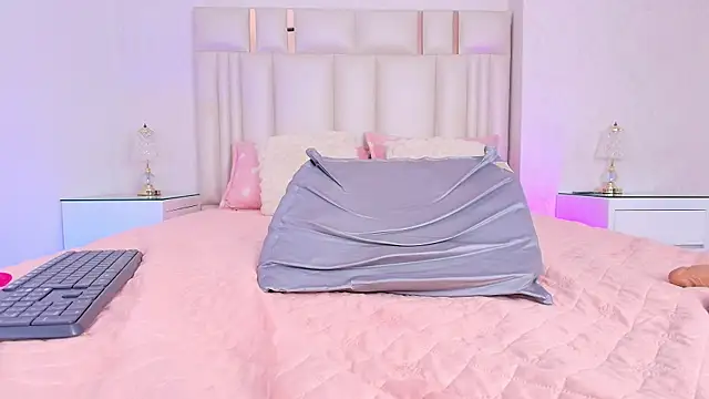 alanarose18n Live XXX chat