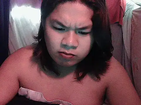 Chatroom XXX en direct de Huntrix2025