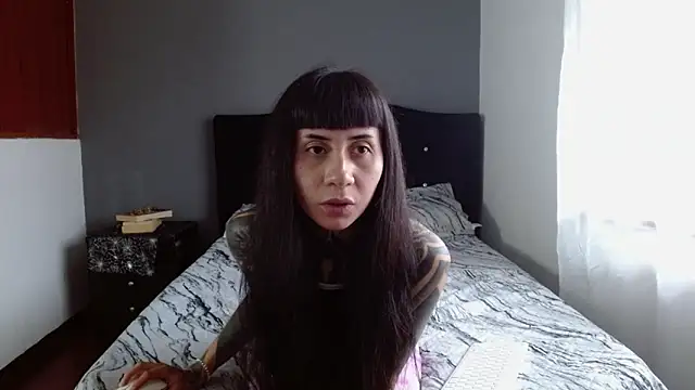 Czat XXX na żywo – Emilia_1995
