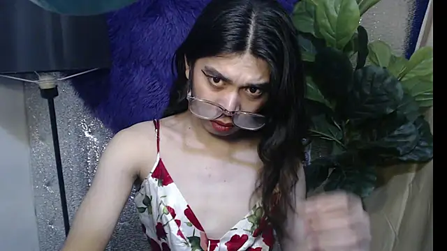 RoseAmarie Chat XXX live