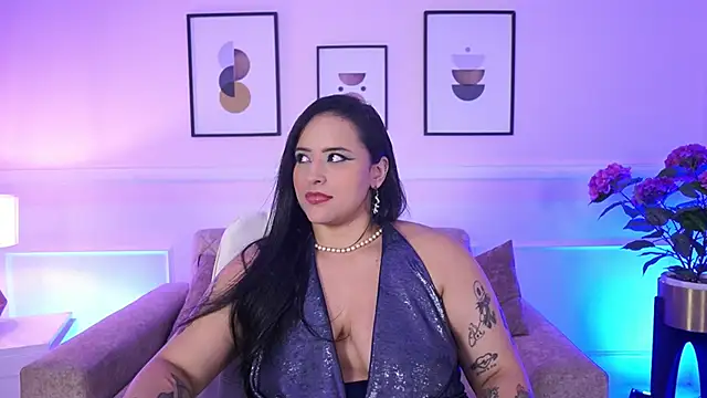 XXX chat uživo modela EmmaWalkerr_