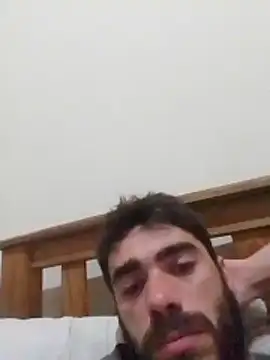 lucc051's Live XXX Chat