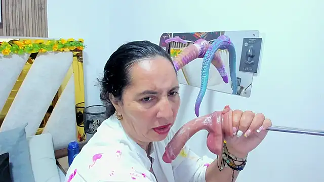 Czat XXX na żywo – Luna_Naughty1