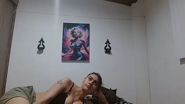 XXX chat uživo modela Crystal_Star_