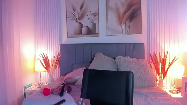_lara1 élő XXX-chatje