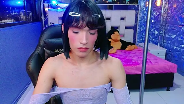 AlecciaNova's Live XXX Chat
