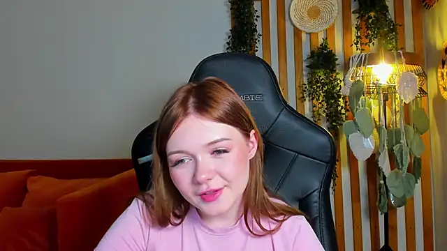 ElinaVale's Live XXX Chat