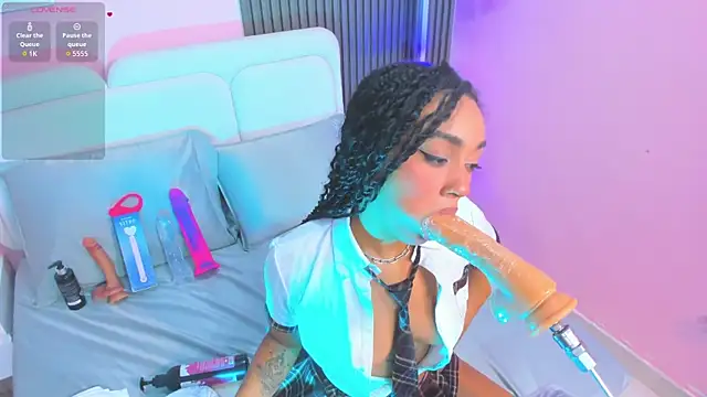 Clawdeen__wolf's Live XXX Chat