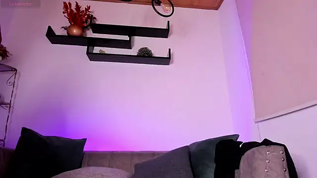 BadKittyTS live XXX chat