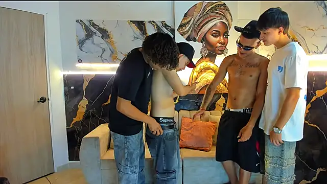 Houseofwarrios' Live XXX Chat