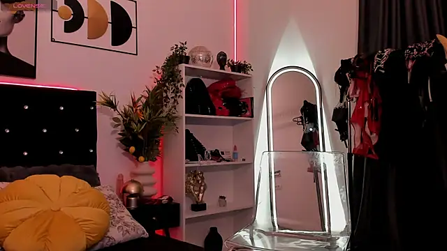 AmyyyDiamond Chat XXX live