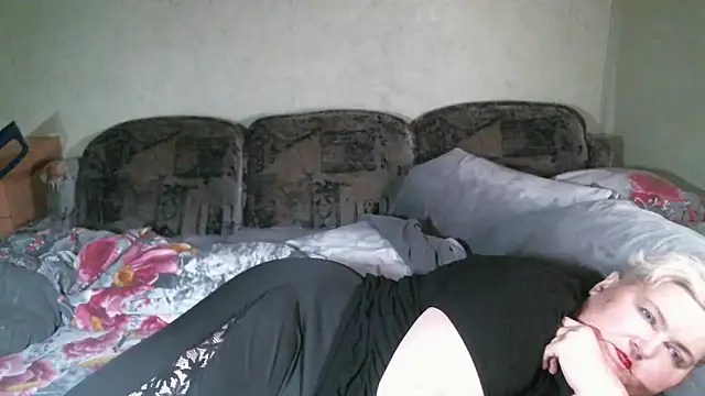Chat +18 de Lana555 ao vivo