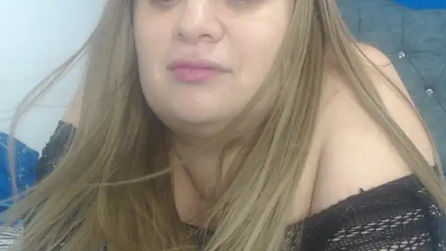 Chat XXX ao vivo de Elza_Blonde