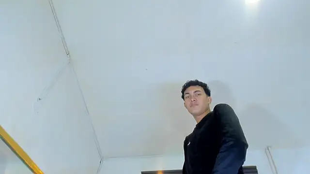 Yeff_26 라이브 XXX 채팅