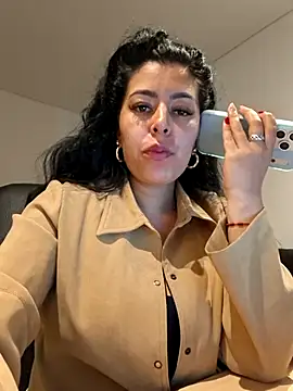 Luianna: απευθείας συνομιλία ΧΧΧ