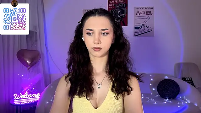 Chat +18 de LinaMour ao vivo