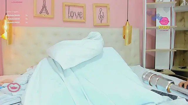 leylla_'s Live XXX Chat