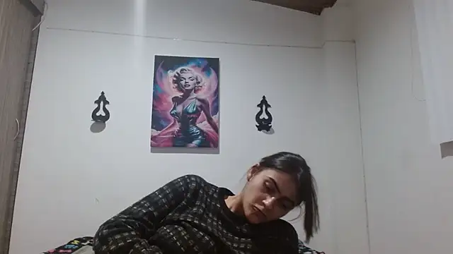 Chat XXX en directo de Crystal_Star_